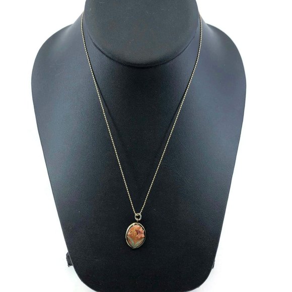 Tiny Cloisonne Pendant Necklace with Tulip - Picture 5 of 9